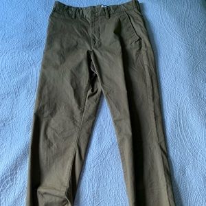 H&M men’s khaki chinos